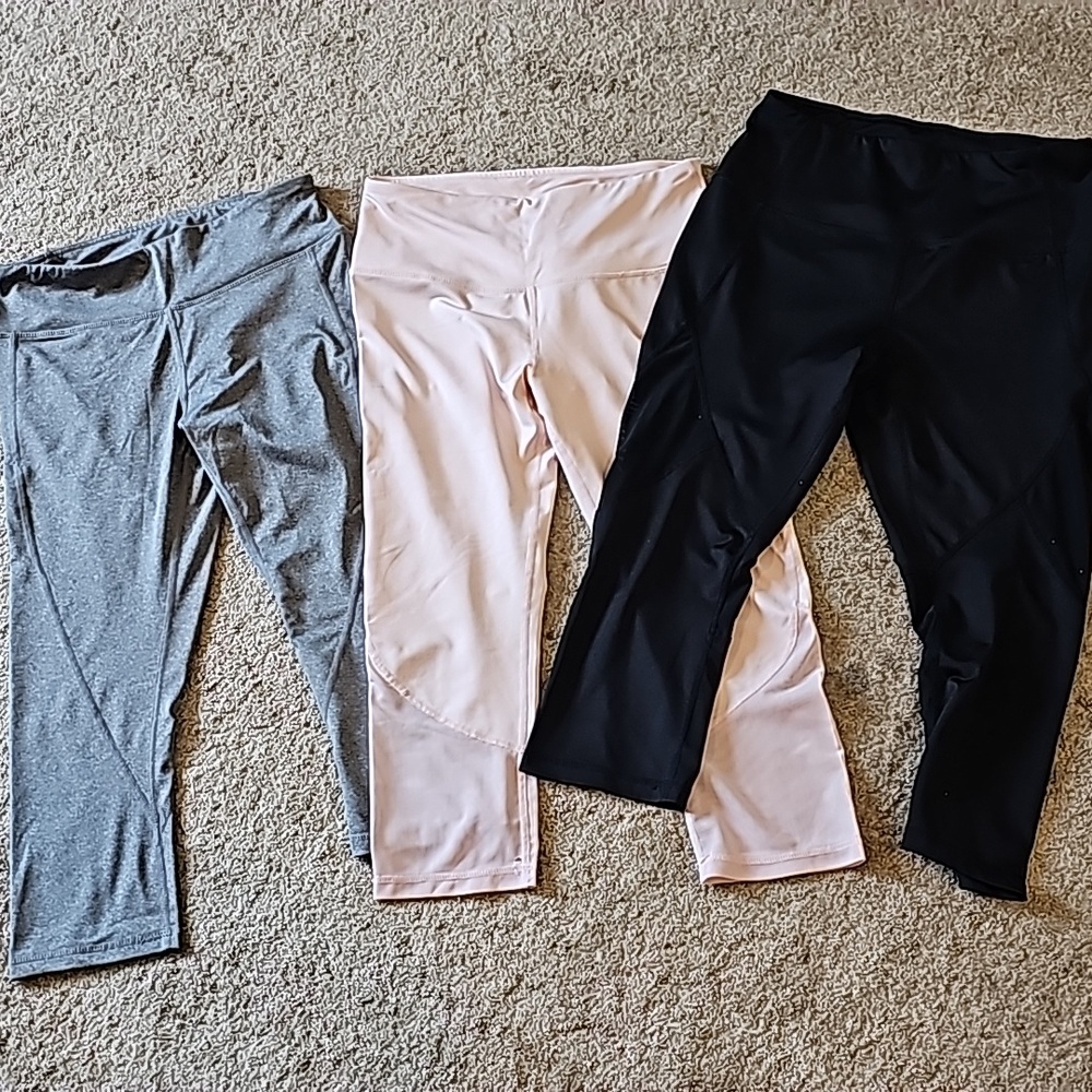 Reebok Core Capri Leggings, lot of 3